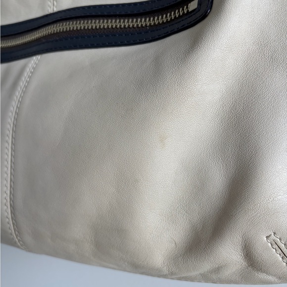 Rare Find Coach 🖤 1970’s Bonnie Cashin Foldover Leather Bag - Cream & Navy/Black - Picture 5 of 5